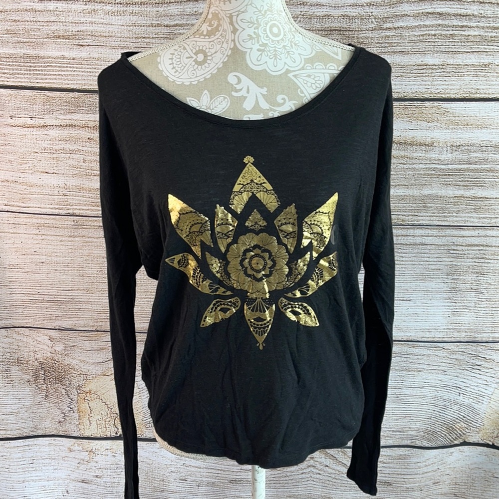 Women’s Live Love Dream Top